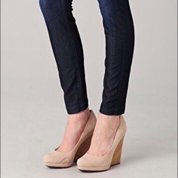 7 For All Mankind Skinny Jeans - Women’s Size 26 - Picture 3 of 8
